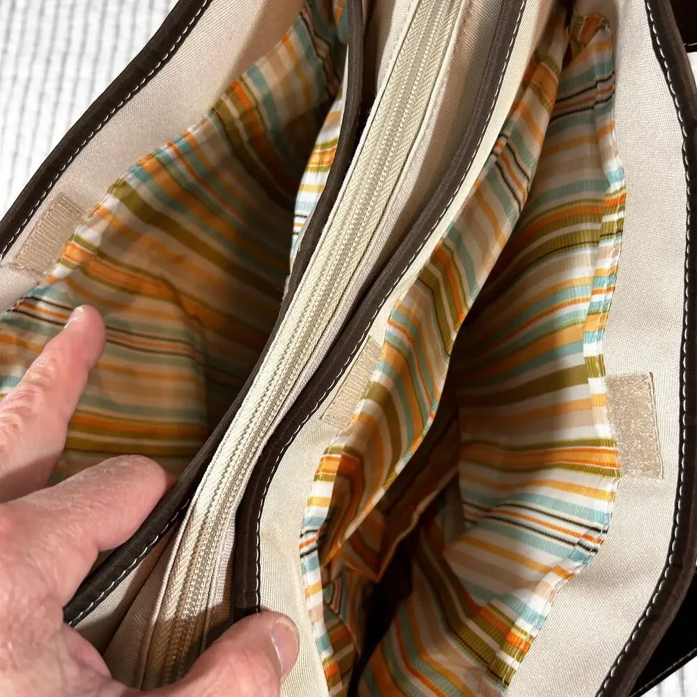 Carters Deluxe Tan Diaper Bag Canvas Includes Pad 16.5